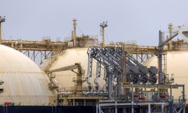 Рисковете за доставките от Близкия изток повишиха цените на газа в Европа до 3-годишен връх