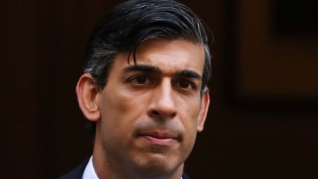 Лондон отрича програмата в помощ на заведенията да е увеличила болните от COVID