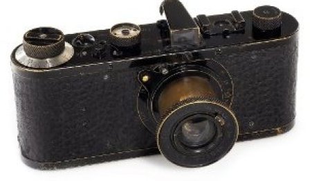 1,3 млн. евро за стар фотоапарат Leica  