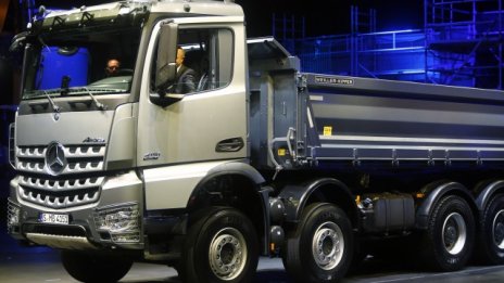 Daimler закрива работни места в Северна Америка