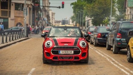 Новият MINI Cabrio дебютира в България