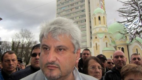 Късо съединение, пожар и липса на инвестиции оставили Перник без парно