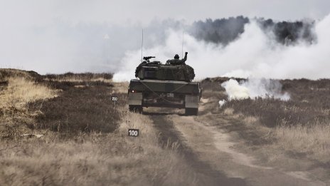 Как пренебрегваните европейски отбранителни акции влязоха в центъра на вниманието