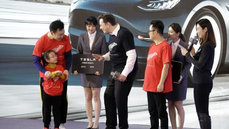 Визитата на Мъск в Пекин подчертава силата на китайската икономика