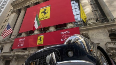 Двамата най-големи инвеститори във Ferrari подписаха пакт за 48,8% право на глас
