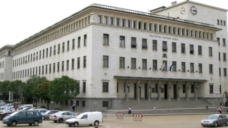До 8 март парламентарните групи внасят предложенията си за нов управител на БНБ