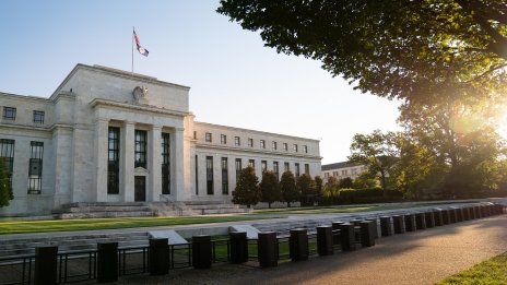 Фед става предпазлив на фона на несигурността за американската икономика