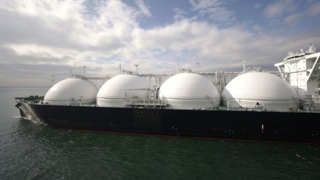 Модата на плаващите терминали за втечнен газ в Европа