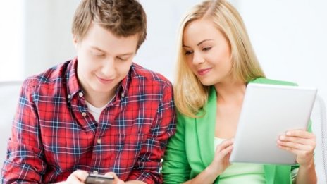 Жените на 40-49 години кандидатстват за най-големите потребителски кредити