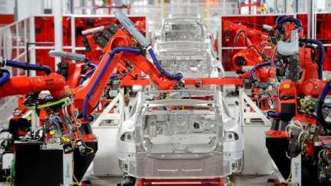 Германските продажби на роботи се забавят след рекордната 2017 г.