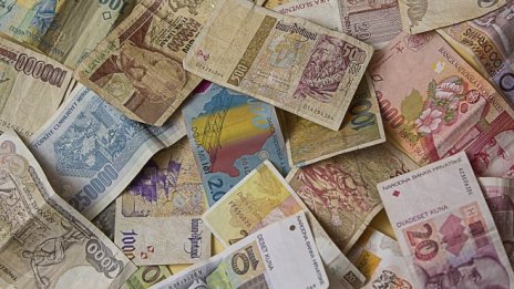 Цените скачат, бедността се шири, или какви са решенията на хиперинфлацията