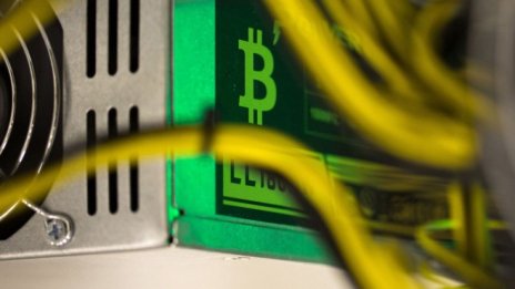 Сингулярността на Tesla и биткойна най-накрая се случи