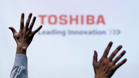 Toshiba е готова да допусне чуждестранни бизнес лидери в борда си