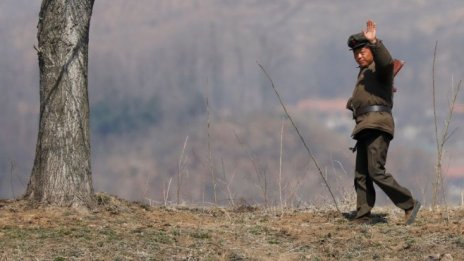 Северна Корея заплаши да отговори на американските действия