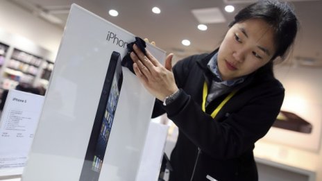 Apple отчита рекордни продажби на iPhone в Китай