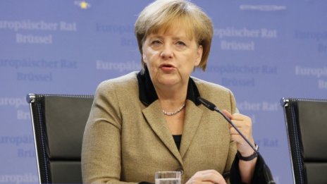 Меркел: Европа трябва да работи много, за да запази щедрата си социална система