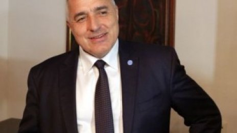 Изгубени в превода: Търговете за "Хемус" не се спират заради липса на финансиране