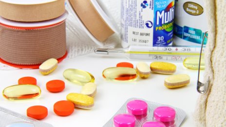 С близо 30% расте производството на лекарства у нас през март