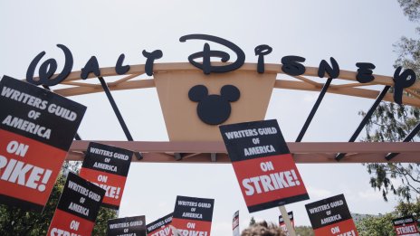 Идва краят на Холивуд такъв, какъвто го познавахме