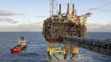 Брентът поскъпна с над 5% за седмица