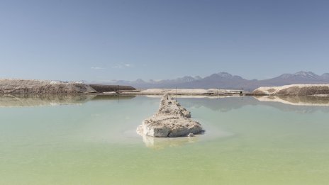 Южнокорейски компании обмислят инвестиции в Чили за добив на литий
