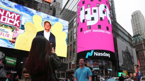 Меденият месец на Lyft на Wall Street продължи... един ден
