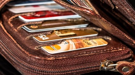 Българите теглят повече и по-големи заеми