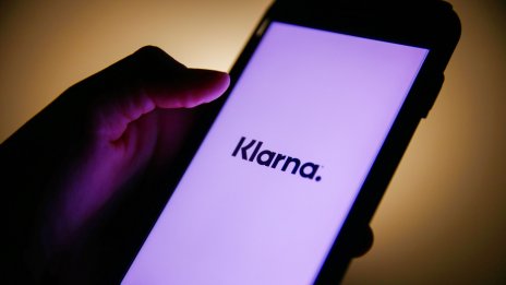 Klarna записа ръст на приходите и загубата за първото полугодие