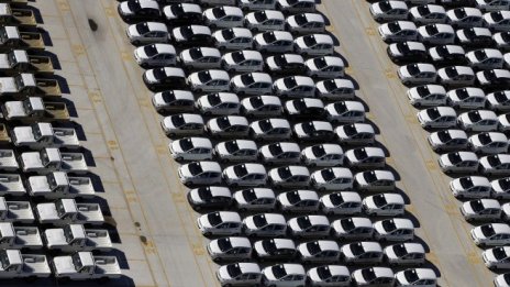 Заплашена ли е автомобилната индустрия на Великобритания при Brexit?