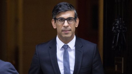 Сунак към нелегалните имигранти: Ако влезете във Великобритания, няма да можете да останете