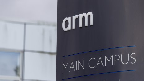 Arm се включва в надпреварата в роботиката с нов отдел за физически AI
