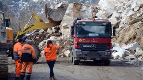От догодина ще има целенасочен бюджет за спешно укрепване на свлачищата