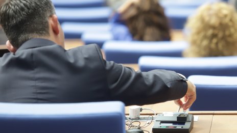 Разследващият главния прокурор ще може да проверява и заместниците му