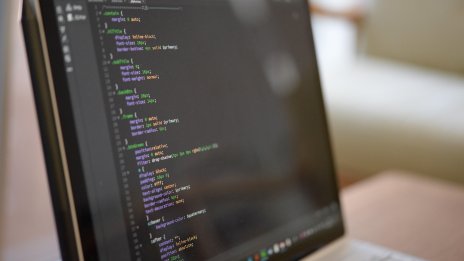 Може ли AI да бъде конкурентно предимство за България