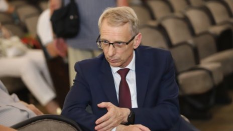 До края на август ще се знае как ще стартира учебната година