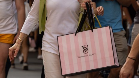 Планът за възстановяването на Victoria's Secret вече дава плодове