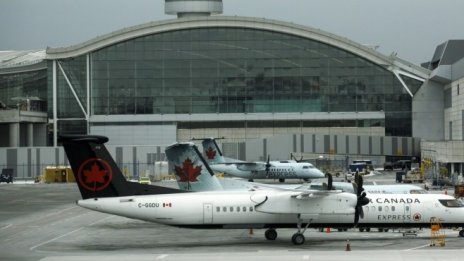 Канада спасява Air Canada с над 4,5 млрд. щатски долара