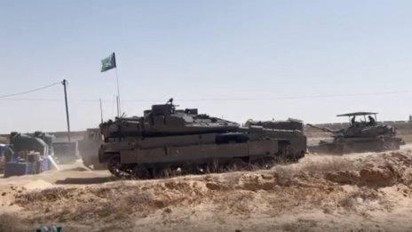 Израелската войска пое контрола над граничния пункт Рафах в Газа