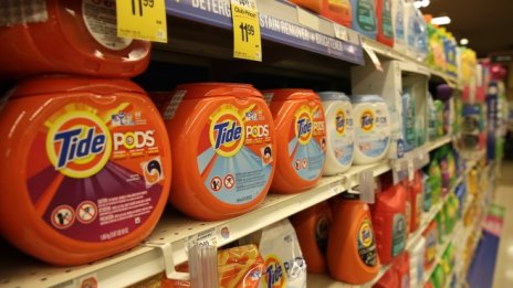 Procter & Gamble иска да превърне съкращението LOL в запазена марка