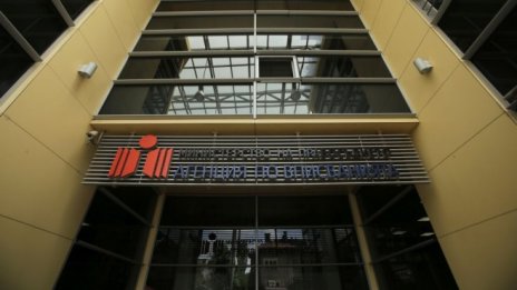 Възстановяването на Търговския регистър продължава да се бави