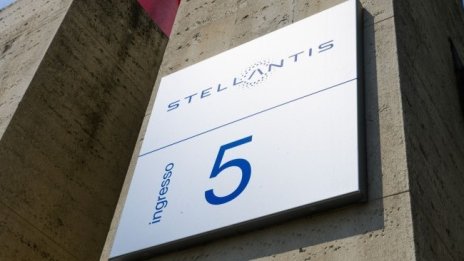 Stellantis пренарежда своите финансови операции чрез нови съвместни предприятия