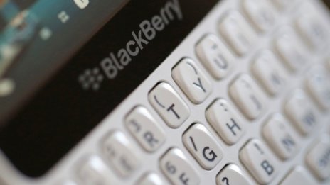 BlackBerry спира да произвежда собствени смартфони