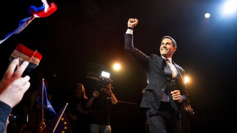 Дясноцентристката D66 поведе на изборите в Нидерландия, крайнодесните губят подкрепа