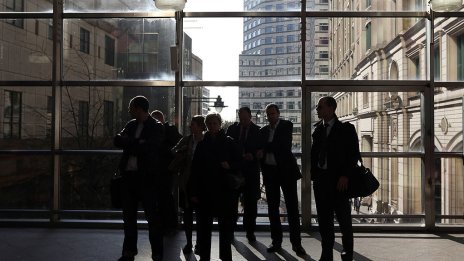 Броят на позициите в частния сектор в САЩ е нараснал по-малко от очакваното през юни