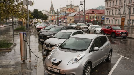 Русия разчита на вноса на употребявани коли от Япония, за да покрие търсенето