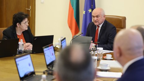 Правителството е изготвило бюджета „без резки движения“, увери служебният премиер