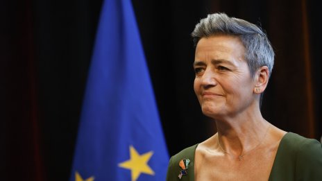 Маргрете Вестагер готви оттеглянето си от ЕК, кандидатства за ръководител на ЕИБ