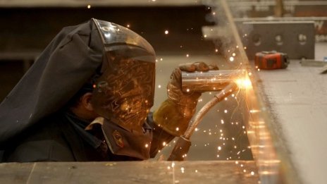 Производствената активност в САЩ скача рекордно през юни