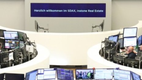 Сътресенията във Великобритания тласнаха надолу европейските борси