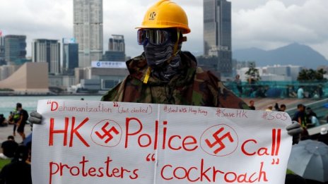 Протестите удариха туристическия сектор в Хонконг
